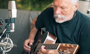 Beehive Field Recordings: FloydFest Bus Stop