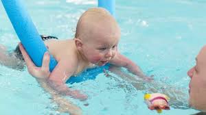 Sederet Manfaat Melatih Balita Untuk Berenang Tribun Jogja