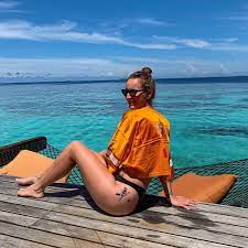 A post shared by marketa (@marketavondrousova) czech it out, representing the republic. Galerie Tenistky Odhodily Stud I Obleceni Tohle Je Milionovy Relax Foto 20 Isport Cz