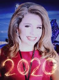 Elyse and I are so unbelievably proud of Makaila Hootman❣️ She exceeded all  expectations and she ROCKED that stage! She took a deep breath, showed a  little teeth and lit up that stage... one smile ...