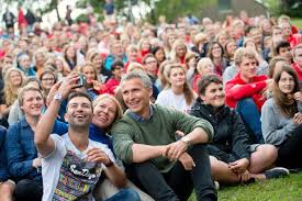 By 29 july, the names of all 77 victims (8 from the bomb attack, 69 from utøya) had been published, the last, a shooting victim, having been found on the 28th. Norwegian Youth Reclaim Utoya Island Four Years After Right Wing Extremist Anders Behring Breivik S Massacre Abc News Australian Broadcasting Corporation