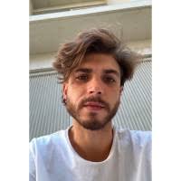 1400+ profils pour “Dan”