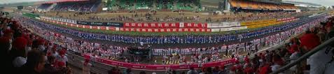 Que les habitués des meules bleues se rassurent : Grand Prix Meules Bleues 16 Et 17 Septembre 2017 Circuit Bugatti Le Mans