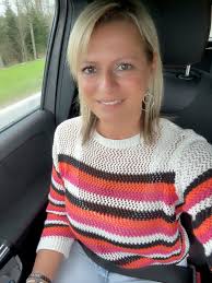 I want to connect with you please reply i know you won't come. you're not  gonna text me anyway. i know you'll read this. i still want to find you  even if