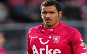 Fc twente's nacer chadli will represent his second country in two months after playing for morocco in november and being called up by belgium on thursday. Nacer Chadli Opte Pour Le Maroc