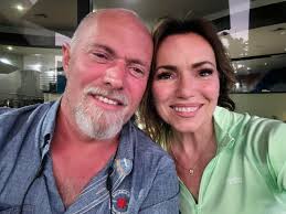 Flew all night to get back to Miami and guess what? There's a boat show  here! You can guess where we were all day! Lol! Happy Valentine's Day  everyone!❤️