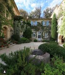Los Jardines De La Prieure De La Tuilliere En La Provenza Outdoor Oasis Patio Architecture Landscape Design