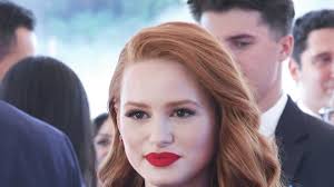 Последние твиты от cherylblossomofficial top 0,94% on onlyfans (@cheryl_bloss_). Cheryl Blossom Could Be In Conversion Therapy On Riverdale Teen Vogue