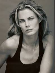 Lori Baker's Instagram, Twitter & Facebook