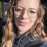 Jill Lesperance's Instagram, Twitter & Facebook