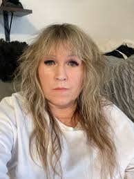 I use the collagen burn and I'm thinking of adding the detox…can I get  everyone's opinions?!