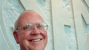 BCS designer Roy Kramer warns of playoff hurting regular season