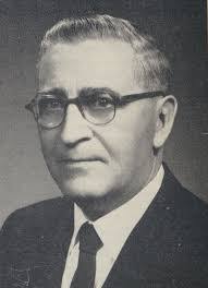 Louis Spitz's Instagram, Twitter & Facebook