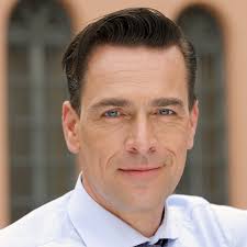 Medicopter 117 S01E05: Flug in die Hölle