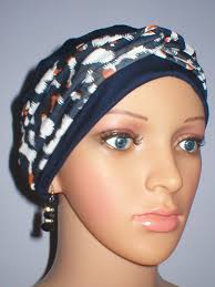 Patterned chemo hat sets