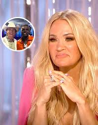 ❤️❤️ Carrie Underwood posted a photo with Jamal Roberts congratulating him 