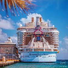 Cruise Ships On Instagram Big Vs Small Which Would You Choose Symphony Of The Seas And R Biggest Cruise Ship Cruise Pictures Symphony Of The Seas