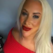 Lorraine Mack (@returnofthelollymack) • Instagram photos and videos