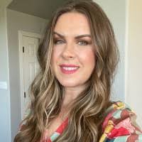 Joanna Frazier's Instagram, Twitter & Facebook