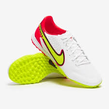 Nike Motivation Pack | Nike Football Boots | Pro:Direct Soccer