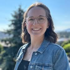 Chris Housholder's Instagram, Twitter & Facebook