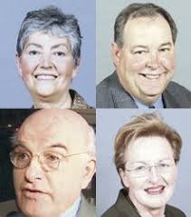 Deux députés franco-canadiens de moins