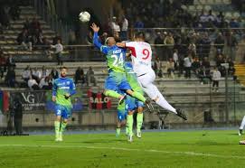 Tre i precedenti ufficiali fra le due. Video Alessandria Feralpisalo 1 3 Highlights E Gol Della Partita Serie C Play Off