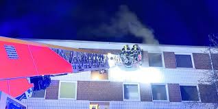 4 zimmer wohnung in hamburg niendorf tolle wohnungsangebote mieten oder kaufen vom makler und von privat. Schwere Brandverletzungen Feuer In Hamburger Wohnung Bewohner In Lebensgefahr Hamburger Morgenpost