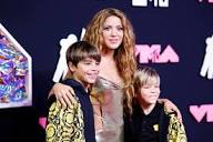 Shakira's Family Album: Pics With Gerard Pique, 2 Kids Over the ...