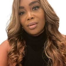 Tracy Lightner's Instagram, Twitter & Facebook