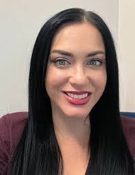 Mary Samons's Instagram, Twitter & Facebook