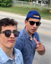 Yanz (@yiannikoukouves) • Instagram photos and videos