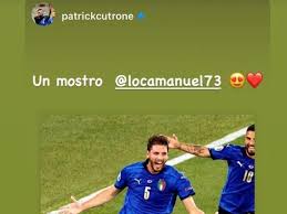 I gol del calciatore sono dedicati a lei. Y3zggkwhxpmdnm