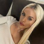 Nicole Kostos's Instagram, Twitter & Facebook