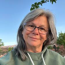 At the end of a stressful day, diffuse Hinoki to help calm and relieve  those feelings. Have you gotten your bottle yet? https://bit.ly/309IUEK