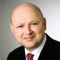 100+ perfiles de «Briesch»