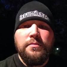 Ryan Booker (@kingsizethis)