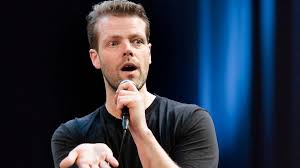 Последние твиты от martijn de koning (@martijn5155). Rtl Strikt Martijn Koning Voor Oudejaarsconference