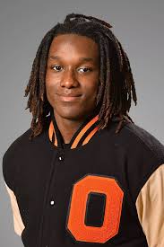 Black Team Defeats Orange Team in Spring Game