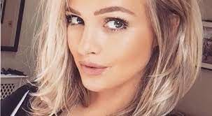 Tredovi frizura se menjaju, a kada uplovimo u 2021. Cool Girl Bob Najmoderniji Rez Za 2020 2021