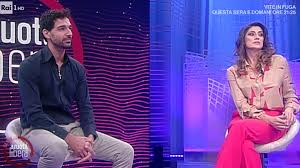 Raimondo todaro, la nuova fidanzata è la prof de l'eredità? Elisa Isoardi E Raimondo Todaro Rompono Il Silenzio Ballando Delusione Lanostratv