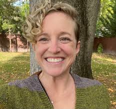 Mindy Brown's Instagram, Twitter & Facebook