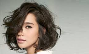 Step 1) create a tight ponytail. 70 Of The Most Stylish Short And Curly Hairstyles