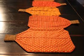 Pumpkin Table Runner 016 Pumpkin Table Runner Halloween Table Runners Table Runner Tutorial