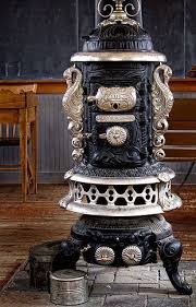 Pin Von Peter Lohs Auf Ofen Mit Bildern Antiker Herd Gusseisen Herd Antikes Holz