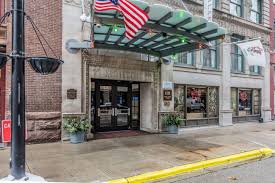 Booking Com Hotel Blake An Ascend Hotel Collection Member Chicago Usa 246 Guest Reviews Book Your Hotel Now In 2020 Hotel Collection Hotel Beautiful Hotels