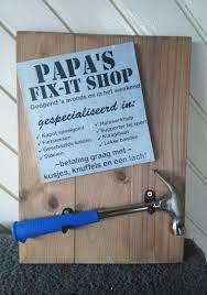 Keuze genoeg dus om je vader even in het zonnetje te zetten met een leuk vaderdag cadeau, gadget of accessoire! Vaderdag Kado Tekstbord Hout Met Hamer Vaderdag Letyourheartspeak Nl