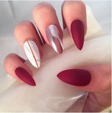 Unghii Ascutite Rosii In 2020 Nails Beauty
