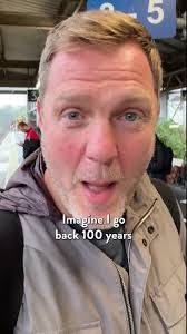 Terri Booth's Instagram, Twitter & Facebook