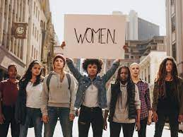 Decidí investigar violación de mujer a mujer y asalto sexual. De Donde Viene La Palabra Mujer